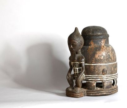 COTE D'IVOIRE 

Boîte à oracle en bois sculpté

XXe,...