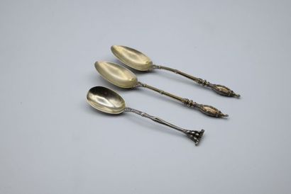 Silver lot including 4 different types of...