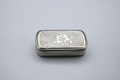 Rectangular pill box in silver with guilloche...