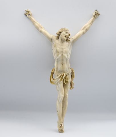 Christ en croix

Sculpture en ivoire, périzonium...