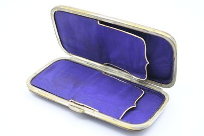 Etui à soufflet en écaille à décor en piqué...