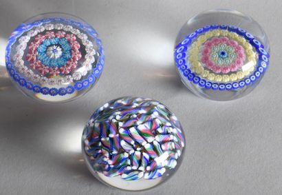 
BACCARAT. 




Set of three sulfures, signed.




20th...