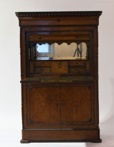 Secrétaire en placage d'acajou moucheté,...