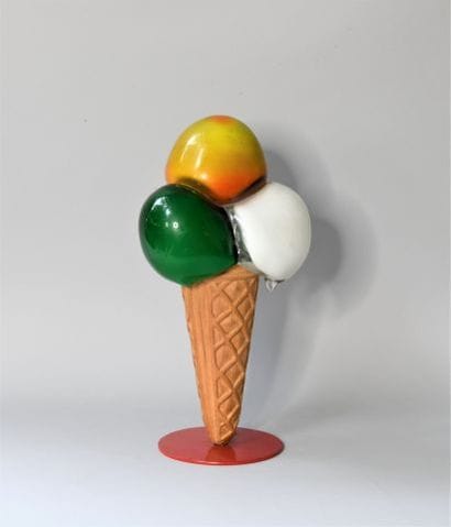 Livio de MARCHI (né en 1943)

Cornet de glace

Sculpture...