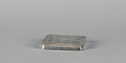 Boîte en argent 800‰ gravée d'un bouquet...