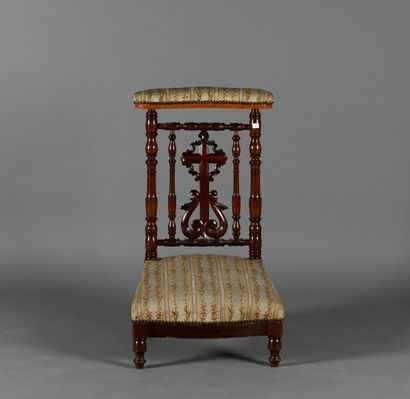 Chaise prie-Dieu, dossier en bois tourné...