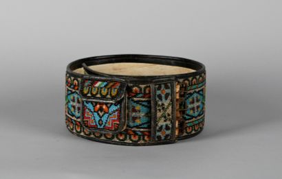 Large ceinture en cuir noir, l'intérieur...