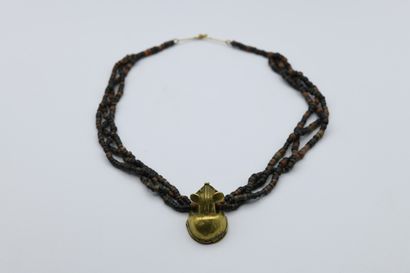 Antique necklace, probably from Sudan, composed...