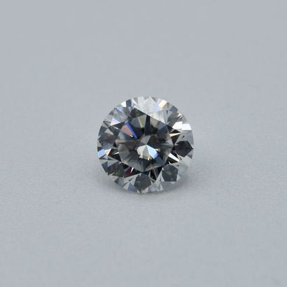 Moissanite of round form of approximately...