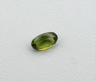 Green tourmaline, oval shape, 0.28 carat...