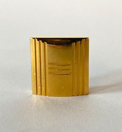 HERMES. Belt buckle in gilded metal. Signed....