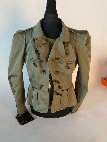 YVES SAINT LAURENT Rive Gauche. Jacket shouldered...