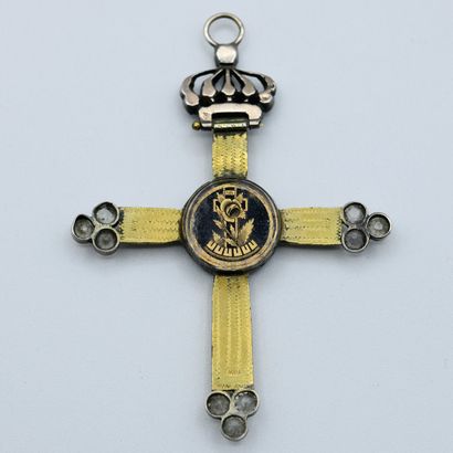 Rosicrucian Cross

In gilded bronze

Articulated...