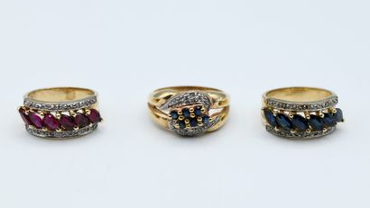 3 385‰ yellow gold rings.



A 385‰ yellow...