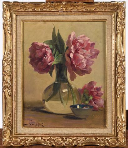 Léon JUNIQUE (1875-1944)

Bouquet de fleurs...