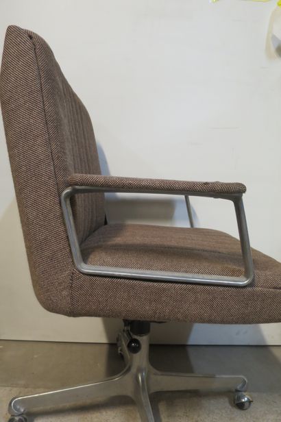 Vico Magistretti pour KARTELL. 

Fauteuil...