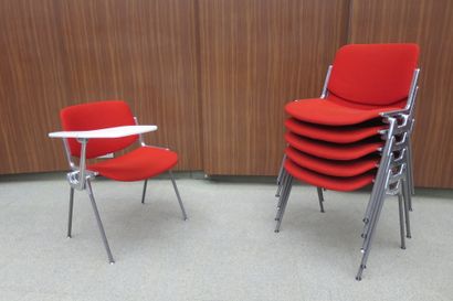 Giancarlo Piretti pour CASTELLI. 

Ensemble...
