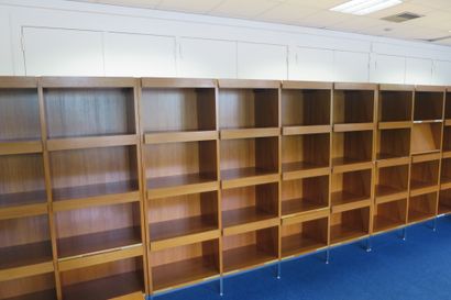Elément de bibliothèque en bois de placage,...