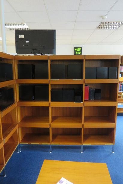 Elément de bibliothèque en bois de placage,...