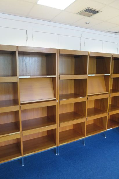 Elément de bibliothèque en bois de placage,...