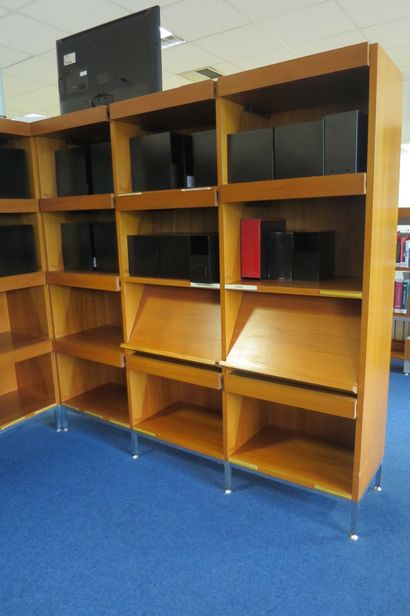 Elément de bibliothèque en bois de placage,...