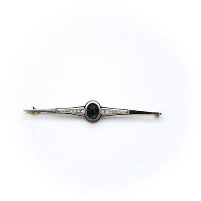Brooch barrette decorated with a sapphire...