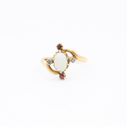 *Antique gold 750 ‰ interlace ring centered...