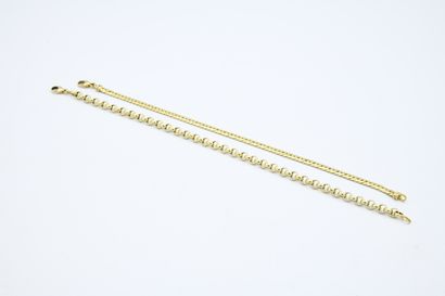 *Two yellow gold bracelets 750‰ one jaseron...