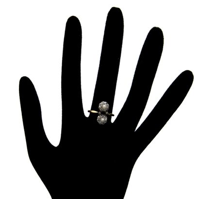 Ring You and Me adorned with two white pearls...