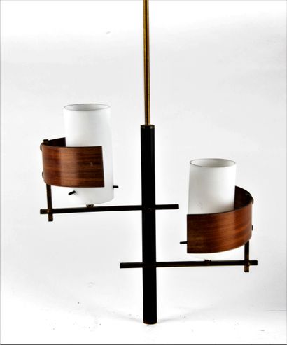 TRAVAIL ITALIEN (?) ANNEES 1960

Lustre à...