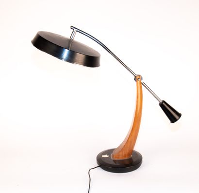 FASE - modèle Président

Lampe de bureau...