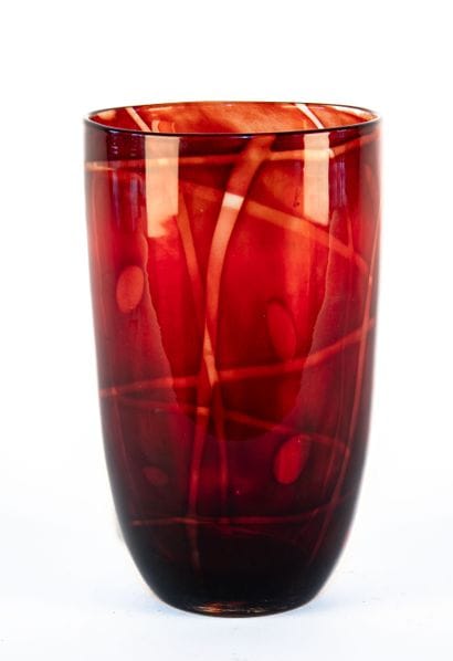 Vase italien en verre rouge, effets de lignes

H:...