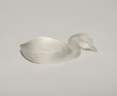 BACCARAT, statuette representing a duck in...