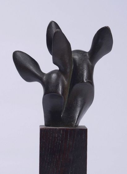 Ch. LAURENT (20th century)

Head of a doe...