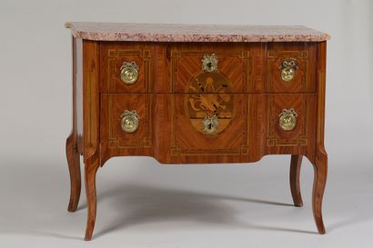 Chest of drawers 

inlaid wood veneer in...