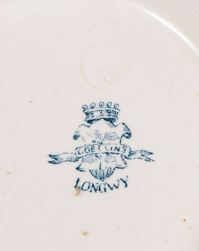 LONGWY table service including: 

- A tureen

-...