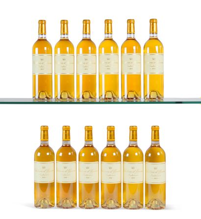 12 B CHÂTEAU D'YQUEM (Original wooden case)...