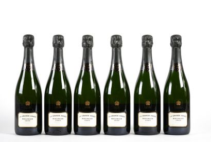 6 	B	 CHAMPAGNE BRUT LA GRANDE ANNÉE (Carton...