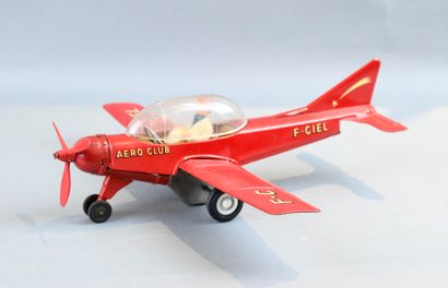 JOUSTRA. Aéro-club F-CIEL. 
Avion à friction...