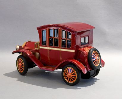 TN, Japan.
Voiture GRAND-PA électrique en...