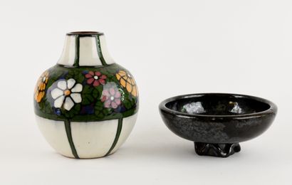 French work from 1940-1950.
Terracotta vase...