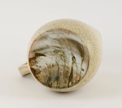 ACCOLAY.
Ceramic jug with beige and white...