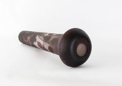 DAUM NANCY. 
Vase with flattened body and...