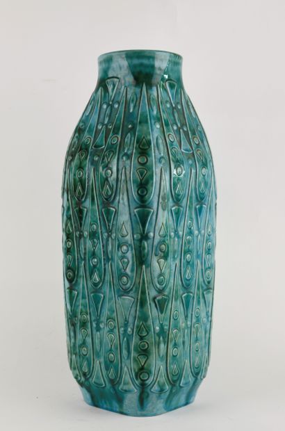 KERALUC in Quimper
Large ceramic vase decorated...