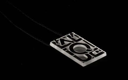 LALIQUE.
Rectangular pendant in partially...