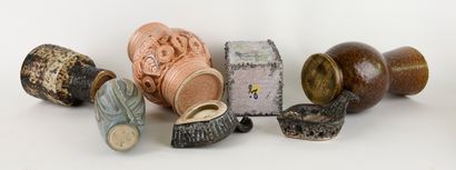 Meeting of stoneware, including :
- Denbac,...
