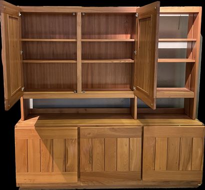 REGAIN house. 
Buffet enfilade with independent...