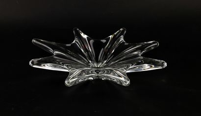 BACCARAT.
Moulded crystal star-shaped bowl,...