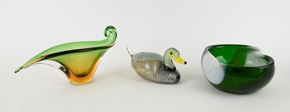 MURANO.
Reunion of a green and white tinted...