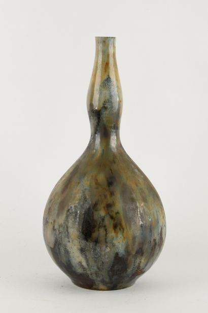 Roger GUERIN (1896-1954).
Vase with swollen...